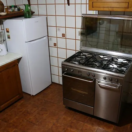 Charming House Near With Private Pool Tatil Evi